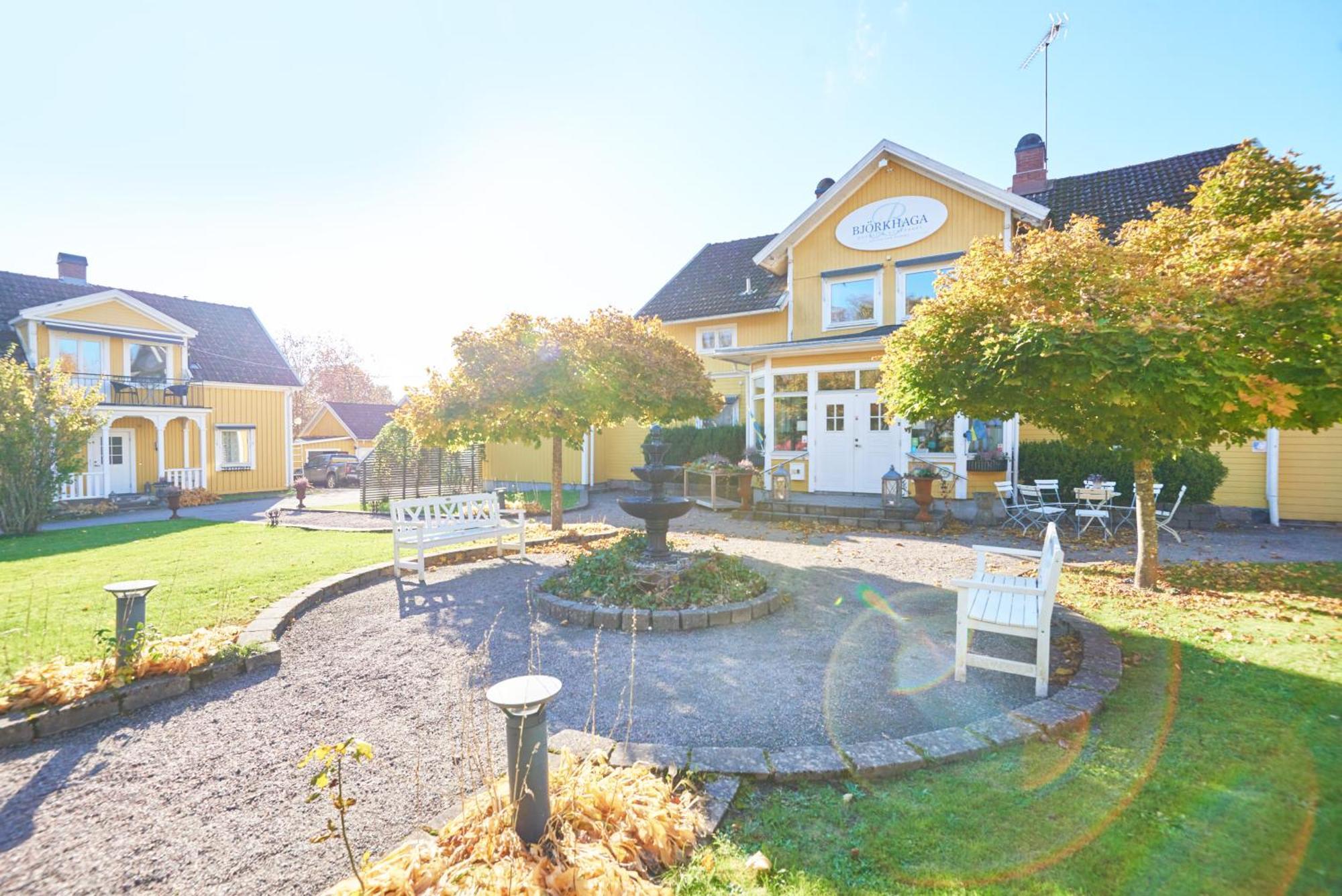 Hotell Bjoerkhaga Mullsjo Exterior photo